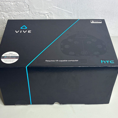 HTC Vive PC & Console VR Headset Kit w/ 2 Controllers 2 Base Stations HDMI