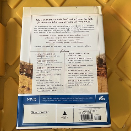 NIV Archaeological Study Bible w CD Illustrated Walk Biblical History HCDJ - Imagen 4 de 11