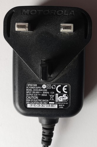 Motorola Razr V3 Collectors Mobile Phone (Unlocked). Original box with content. - Picture 17 of 21