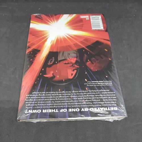 AvX Avengers Brian Michael Bendis Volume 4 Marvel Hardcover - Picture 2 of 2