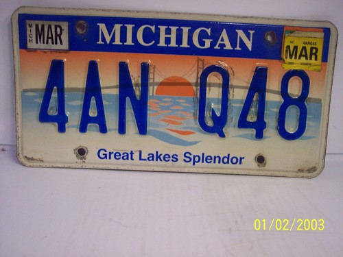 MARCH 2002 MICHIGAN EXPIRED STEEL LICENSE PLATE 4AN Q48 GREAT LAKES SPLENDOR