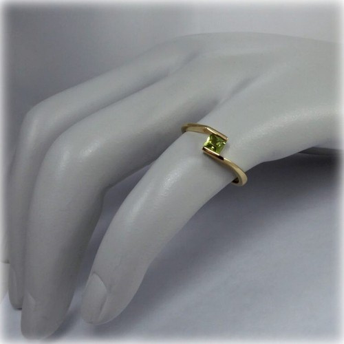 0.50 Ct Princess Cut Real Natural Peridot Wedding Ring 14K Yellow Gold Size 6 - Picture 6 of 8