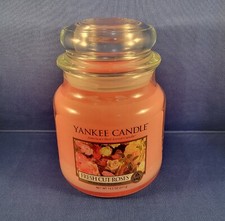 Yankee Candle - Fresh Cut Roses - 14.5 oz Jar Candle