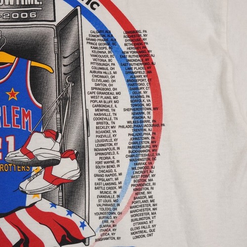 Harlem Globetrotters Shirt Men's Medium White Print 2006 80th Anniversary Signed - Picture 19 of 21
