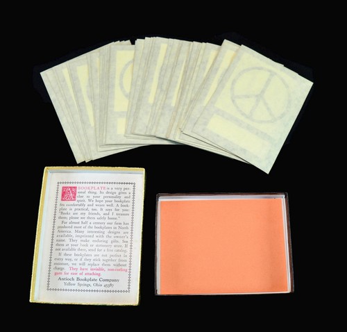 MID CENTURY HIPPY PEACE SYMBOL BOOKPLATES BY ANTIOCH BOOKPLATE CO./IN BOX/MINT - Picture 3 of 5