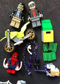 LEGO 76082 Marvel Super Heroes ATM Heist Battle 100% complete, no instructions