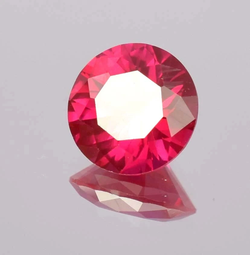 Natural Mozambique Nice Luster Blood Red Ruby Round Loose Cut Gemstone 10x10 MM - Image 4 of 4