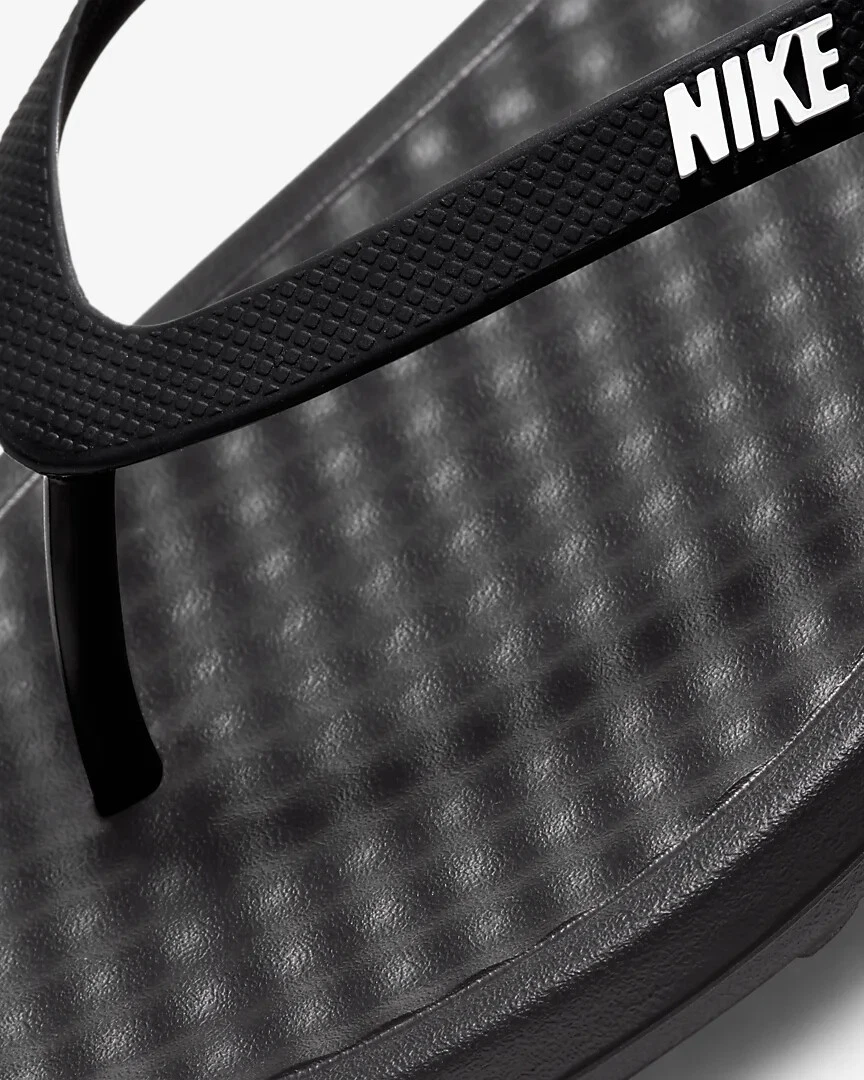 Nike hotsell black thong