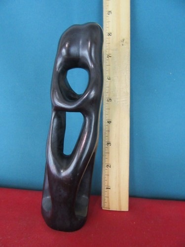 Handgefertigt in Kenia Speckstein Skulptur Paar umarmt küssend Kunst Figur - Bild 3 von 5