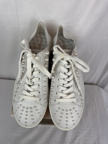 Stuart Weitzman Goldie Convertible Sneaker White with Pearls Size 10 - Afbeelding 4 van 11