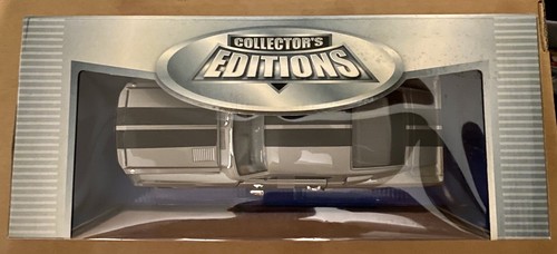 1968 Shelby GT-500KR 1:18 Die-Cast Metal Collectors Edition Neu in OVP silber - Bild 2 von 2
