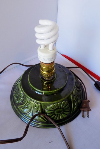 Albero di Natale in ceramica vintage illuminato floccato 16" 2 pezzi tutte le luci funzionano! - Foto 8 di 10