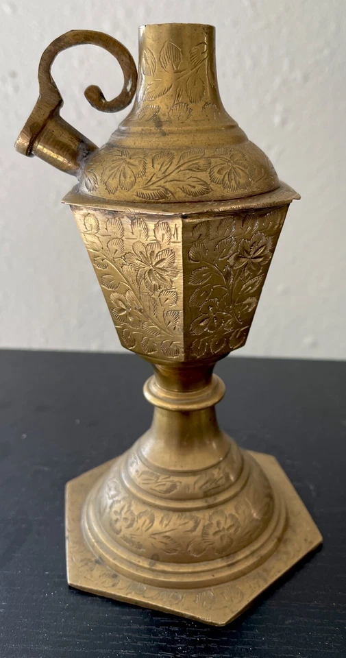 古董印度黄铜雕刻莫卧儿水烟底座或花瓶 — 第 2/3 张图片