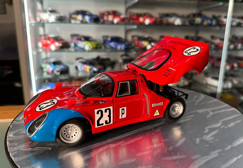 Alfa Romeo 33.2 Daytona ricko 1:18 coche escala diecast - Imagen 7 de 8