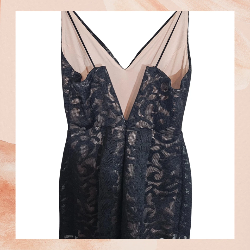 Mini Vestido de Fiesta Mystic L.A. Negro Malla Encaje Talla Mediana Foto 4 de 4