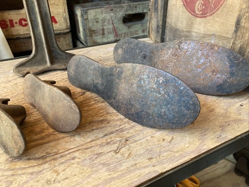 Antique Cast Iron Cobbler Shoe Making Repair Molds Forms Boot Form Stand Set - Picture 16 of 21