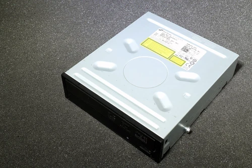 Dell YNX23 0YNX23 GH70N SATA DVD-RW Disk Drive