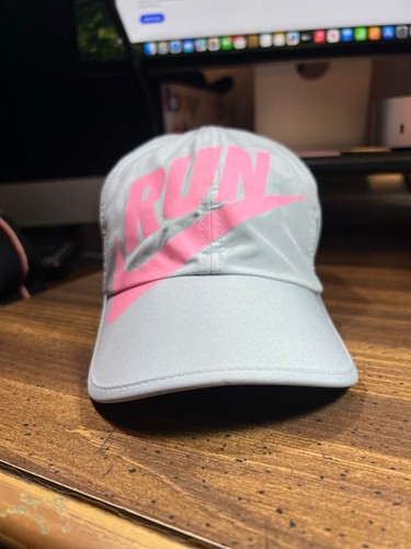 Nike™ Aerobill Featherlight® DRI-FIT™ RUN 'Wolf Grey Hyper Pink' Belüftungsöffnungen VERSAND IM KARTON - Bild 4 von 18