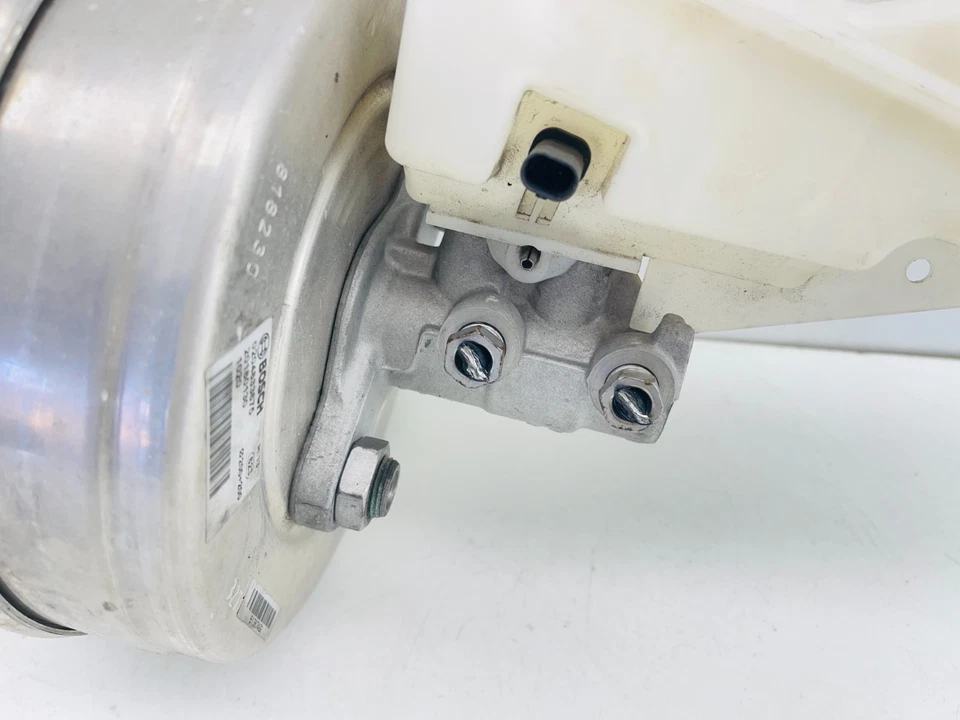 2018-2020 BUICK REGAL POWER BRAKE BOOSTER & MASTER CYLINDER RESERVOIR OEM 60K - Image 3 of 4