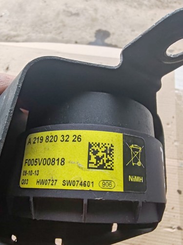 Genuine Mercedes-Benz Alarm Siren A2198203226 - Picture 2 of 3