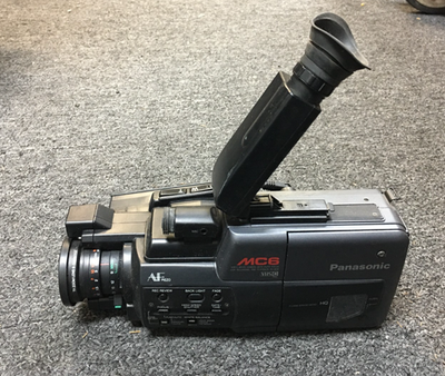 Panasonic MC6B, VHS-C Camcorder, VHS-C MOVIE CAMERA, MADE IN JAPAN