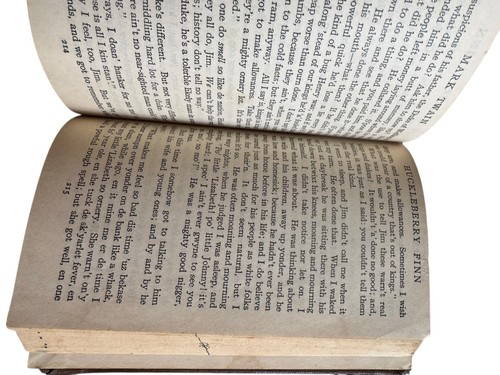 The Adventures of Huckleberry Finn By Mark Twain 1948 - Imagen 12 de 14