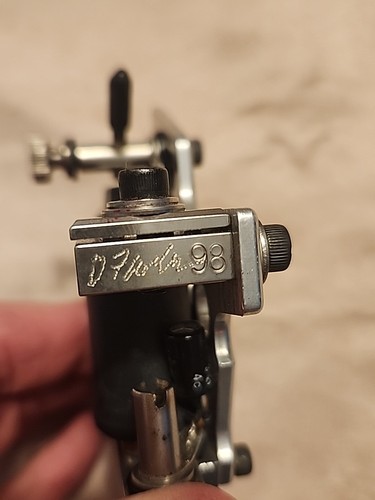 Danny Fowler Coil Tattoo Machine - Picture 3 of 13