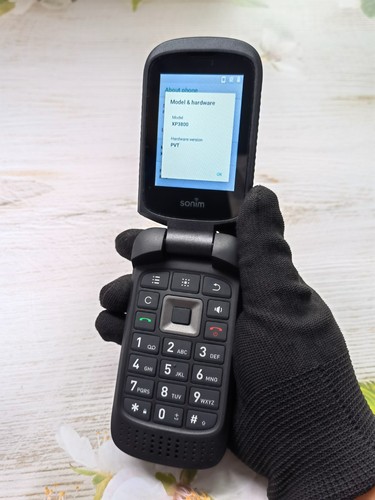 Sonim XP3 XP3800 4G LTE 8GB Rugged Flip Phone Unlocked (Black) Good condition - Picture 14 of 15