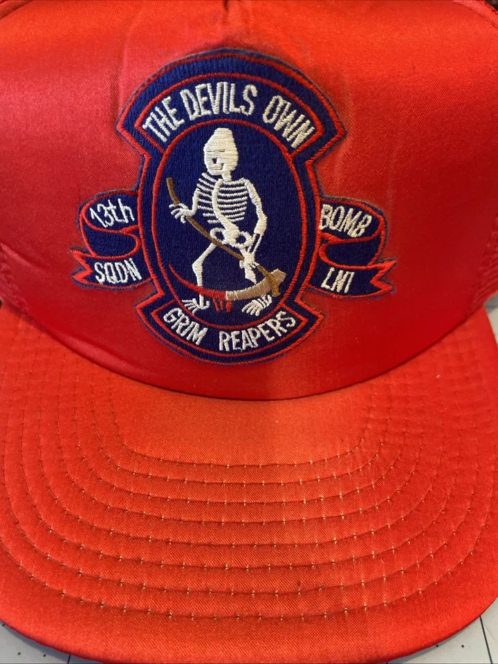 Vintage US Army Air Force 13th Bomb Squadron  TRUCKER HAT The Devils Own Grim - Image 2 of 4