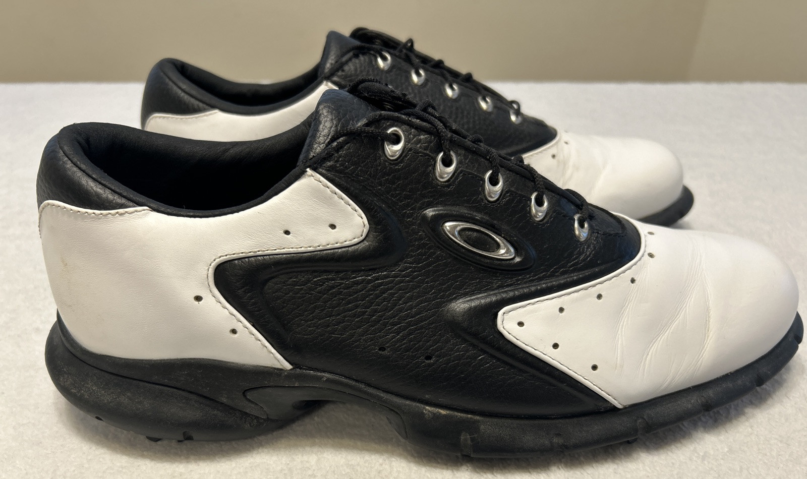 Oakley Men's Golf Shoes Size 13 Overdrive Low Top White