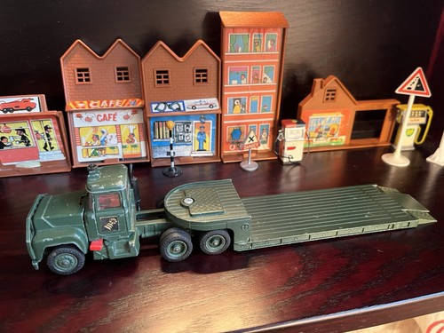 Vintage Corgi Toys Mack Military Tank Transporter Army Die Cast Truck Lorry - Picture 2 of 20
