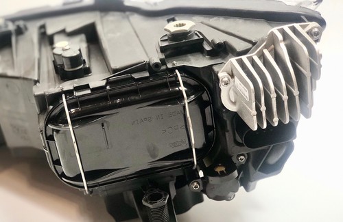 Leon Front Right Headlight LED Headlamp Fits Seat OE 5F2941008 Valeo 45107 - Picture 6 of 14