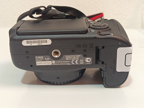 Canon EOS 70D DSLR 20.2 MP Camera Black Body Only No Box Battery Cable_0.75_5 - Picture 7 of 8