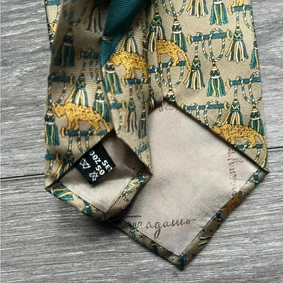 "Corbata para hombre Salvatore Ferragamo seda oro azul borla estampado guepardo 58""" Foto 4 de 4