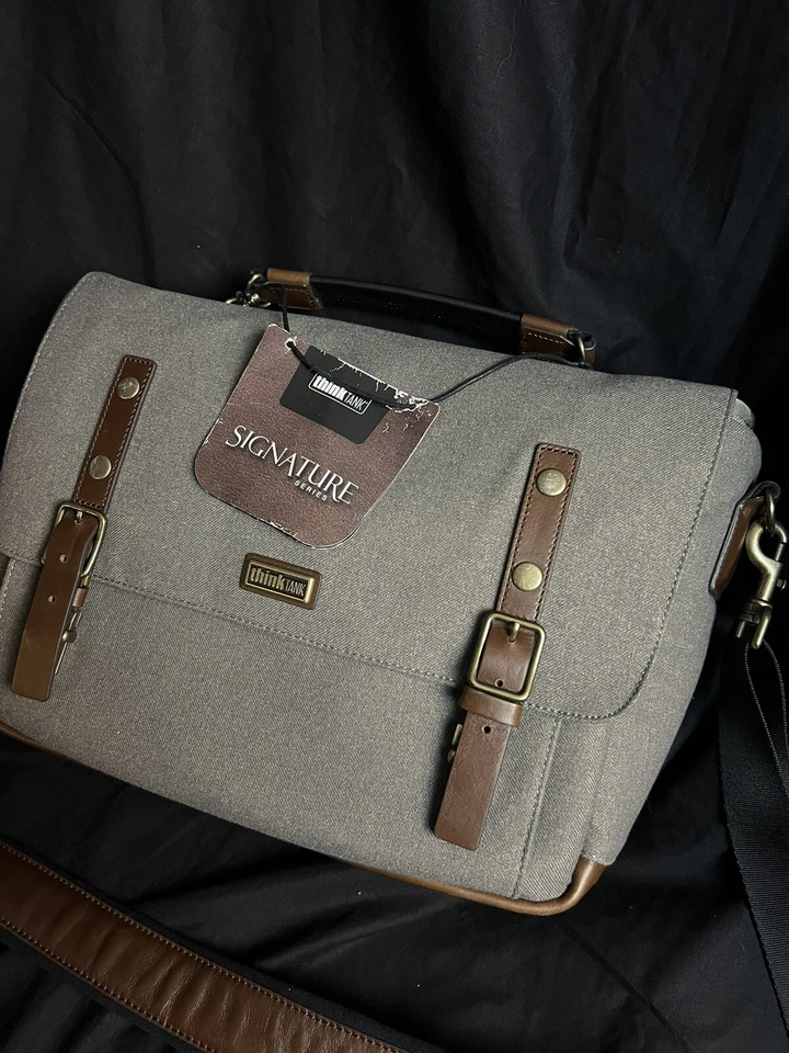 NWT Think Tank Photo Signature 13 Shoulder Bag Dusty Olive Camera Leather - Image 3 of 4