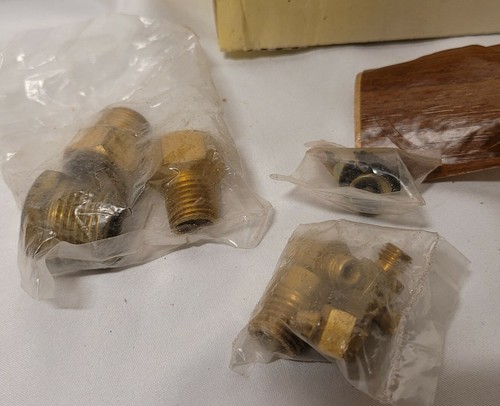Vintage 12 volt mini OIL TEMP BATTERY 3 Gauge Set - Picture 3 of 6