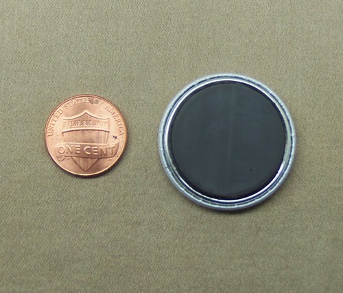 Long Live the New Flesh 1.25” Magnet Videodrome Cronenberg TV Body Horror Film - Picture 2 of 5