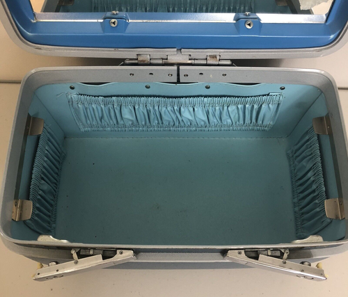 Vintage Samsonite Silhouette Blue Train Case Hard Shell Cosmetics Travel 14 in - Picture 14 of 14