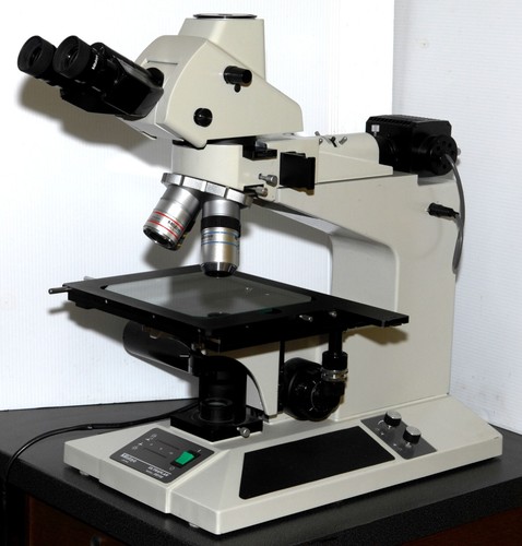 Mitutoyo Trinocular Microscope FS-110 BD POL DIC ERGO HEAD FOCUS MOTOR 2 LAMPS - Picture 4 of 15