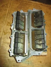 Yamaha 115hp 2 stroke outboard intake manifold w/ reeds (6E5-13641-11-1S)