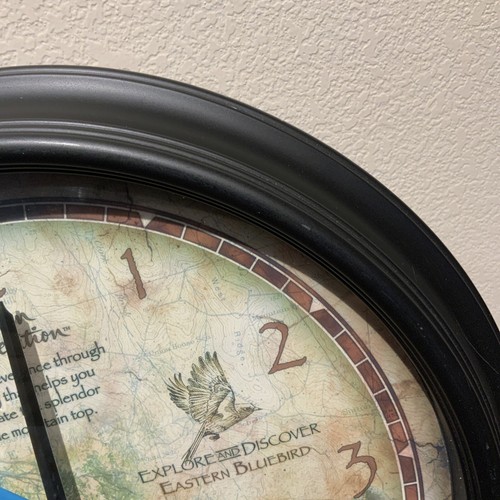 American Expedition 16" Wall Clock - " EASTERN BLUEBIRD " Works - 1 AA Battery - Picture 4 of 9