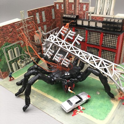 Fundimensions Gigantics Diorama Huge Tarantula 1975 Giant Bug Model Kit Built