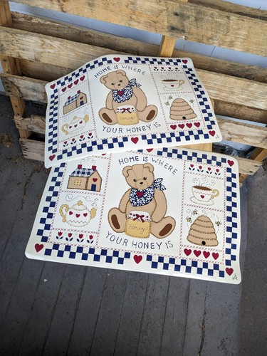 Placemats: "Home Is Where Your Honey Is", Bear w/ Honey Jar (2) - Picture 1 of 17