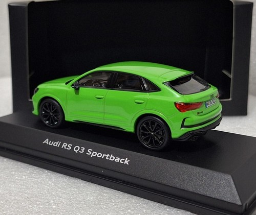 Audi RS Q3 Sportback 2020 Kyalami Verde 1:43 Minichamps No Looksmart, Kyosho (2) - Foto 4 di 18