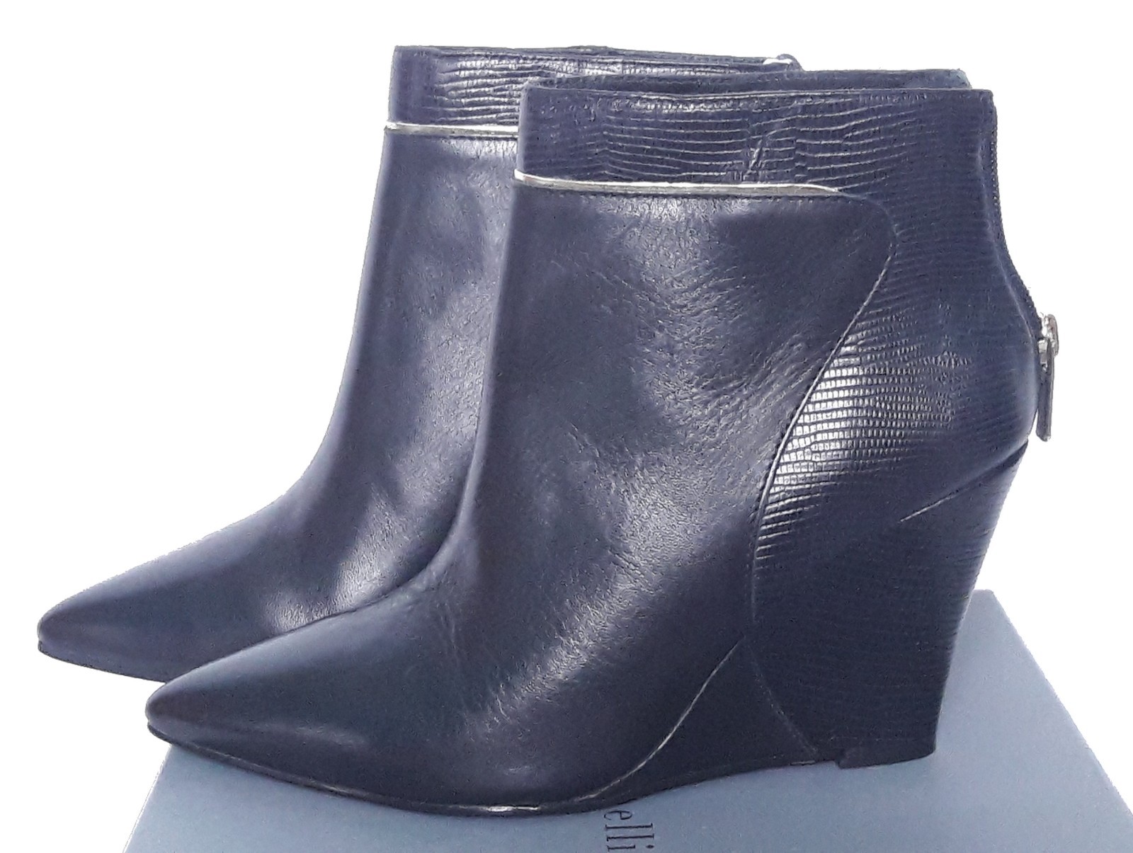 Bottines cuir schwarz MINELLI Größe 37 UK 4 US 5.5 NEUVES - NEW Bottines cuir schwarz MINELLI Größe 37 UK 4 US 5.5 NEUVES - NEW
