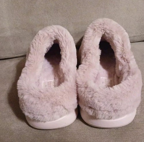 SKechers Go Walk FOAMIES COZY EMBRACE Baby Pink US 8.5 NWOB Faux Fur Lined - Picture 8 of 12