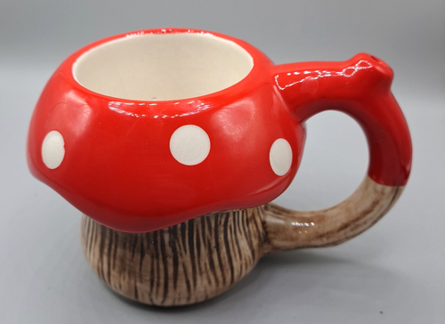 Mushroom Wake & Bake mug - Picture 3 of 11