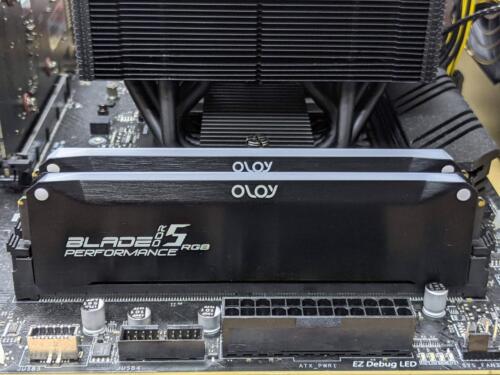 OLOy Blade RGB (OLOY) 32GB (2 x 16GB) 288-Pin PC RAM DDR5 6000 (PC5 48000) Deskt - Afbeelding 4 van 6