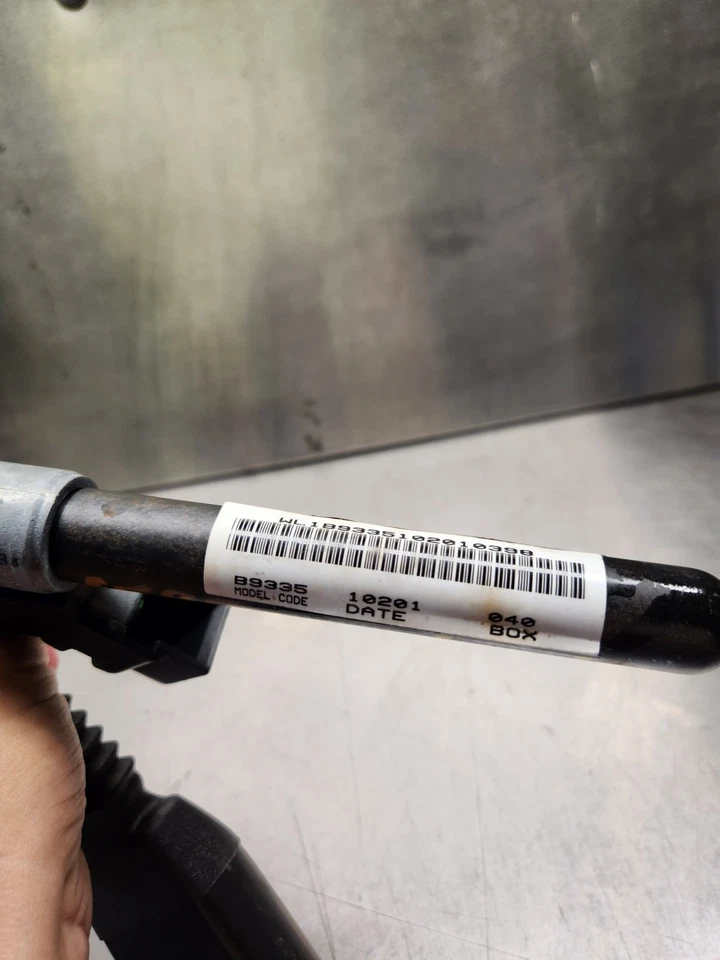 06-10 Mercury Mountaineer Delantero LH Lado del Conductor Hebilla de Cinturón 6L2Z-7861203-AC Foto 2 de 4