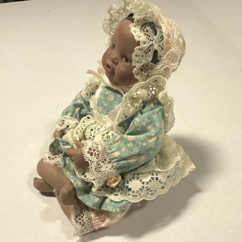 Bebé niña de porcelana coleccionable vintage Daniel The Yolanda Bella 7552 ZF - Imagen 3 de 9